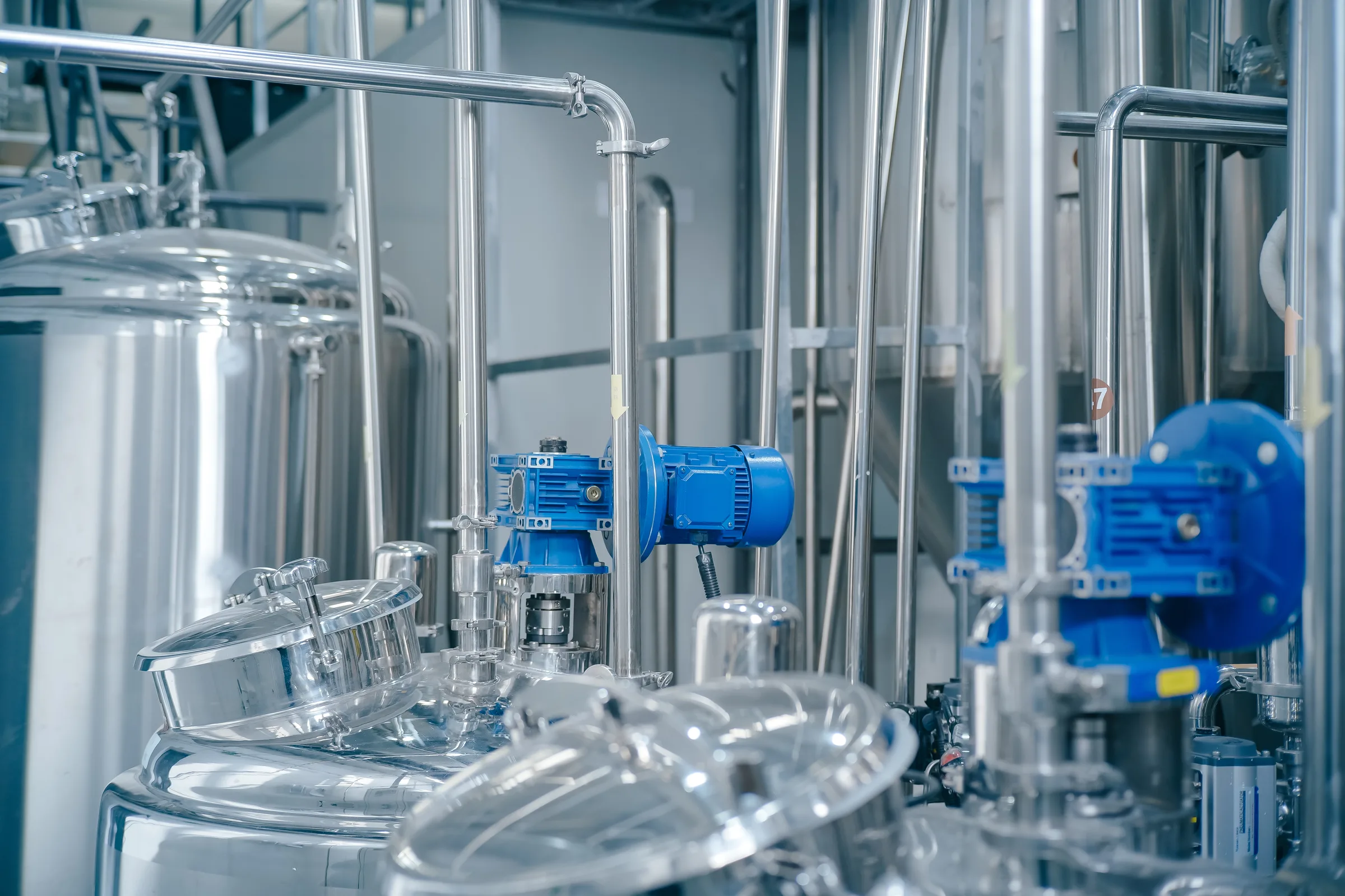 Stainless-steel processing equipment at HETCHYN